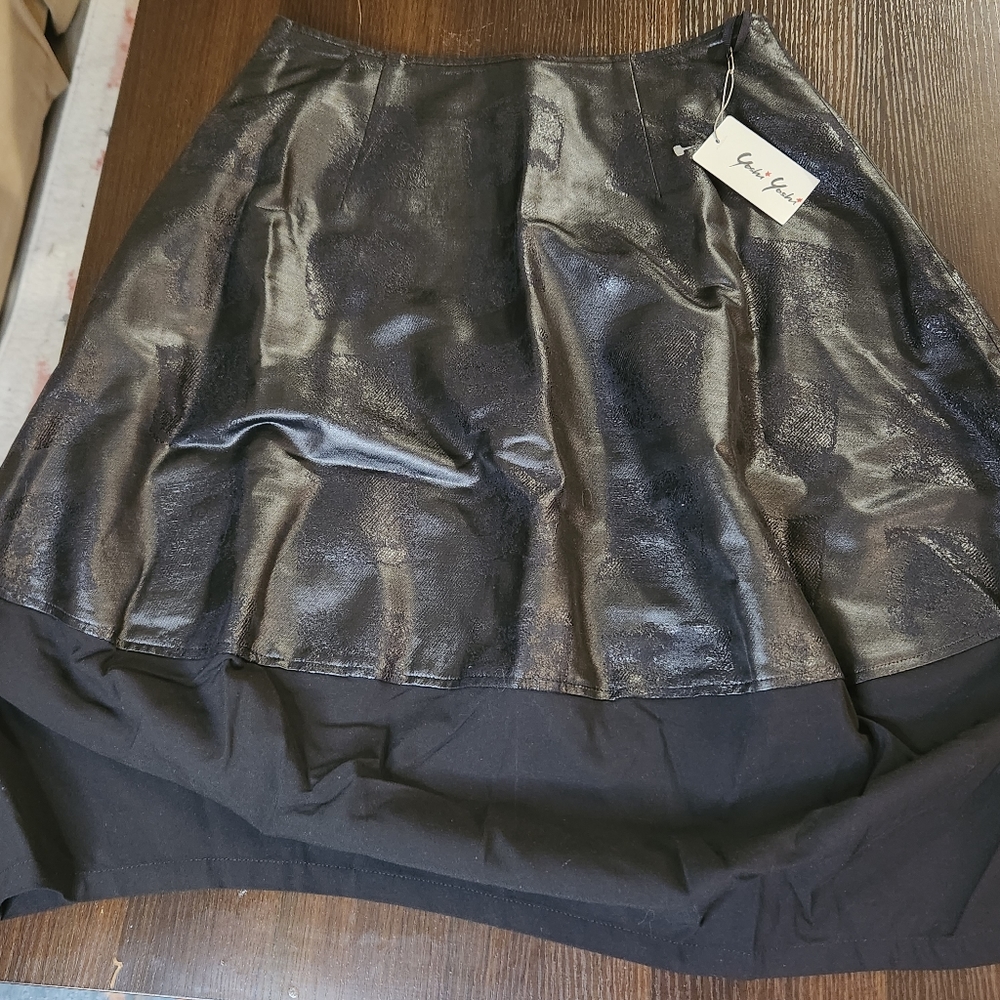 Yoshi Yoshi 2-Tone Skirt Women's Size 2